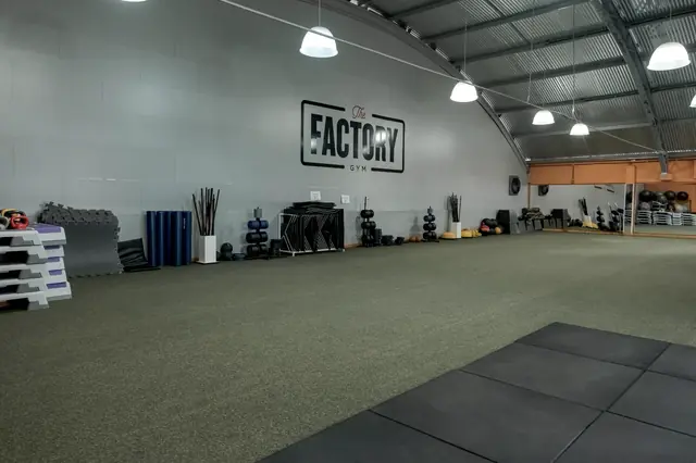 Estrutura da academia — Sala de ginástica